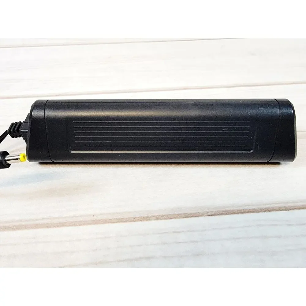 CHRR-2 Battery Charger BATT-2P Rechargeable Battery Pack No AC Adapter UNTESTED